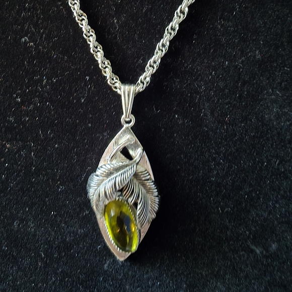 Demi parure Vintage Elegant Silver & Green Whiting and Davis 3 Piece Jewelry Set - Picture 4 of 9